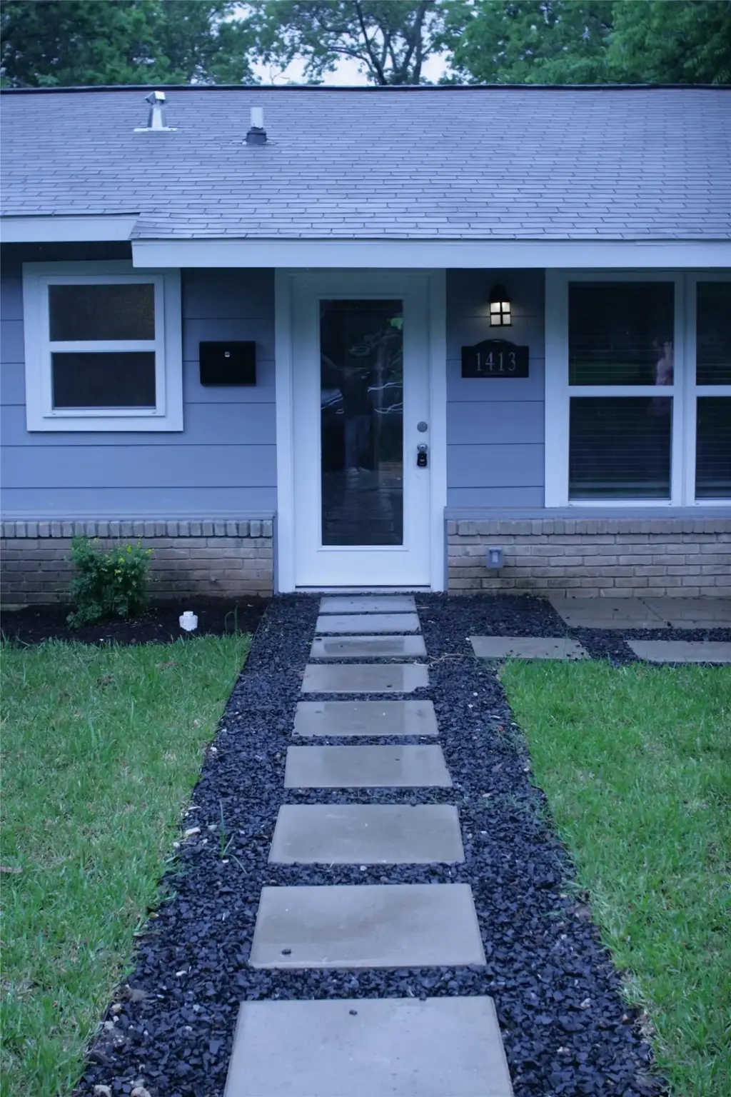 1413 Broadmoor Drive, Austin