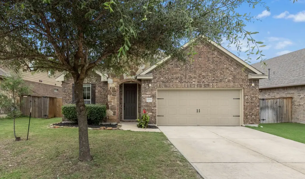 2704 Santa Ana Lane, Round Rock