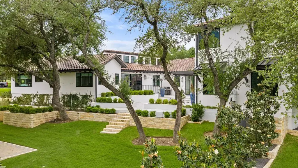 28 Club Estates Parkway, Austin