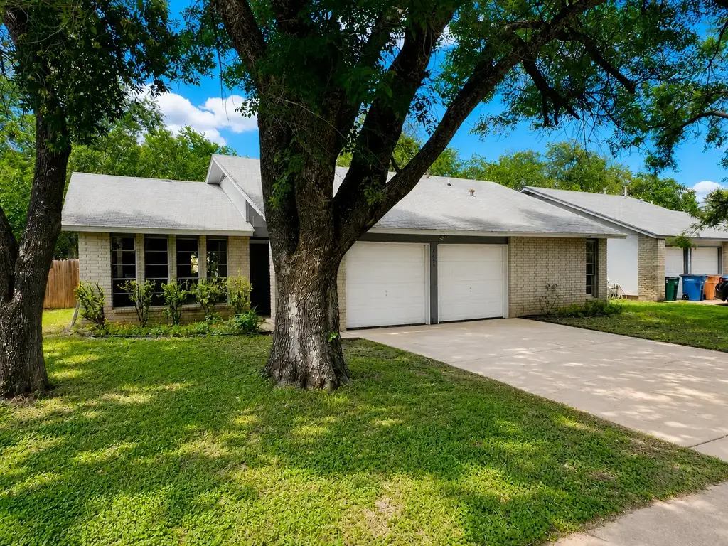4620 Button Bend Road, Austin