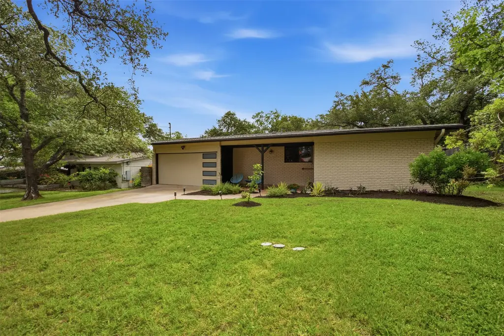 11901 North Oaks Drive, Austin