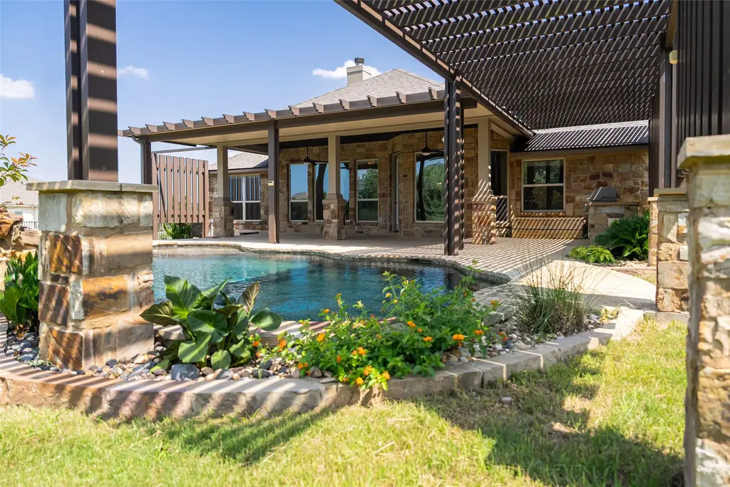 2641 Great Owl Pass, Leander