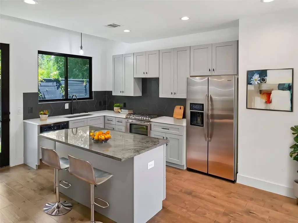 2100 Prather Lane 2, Austin