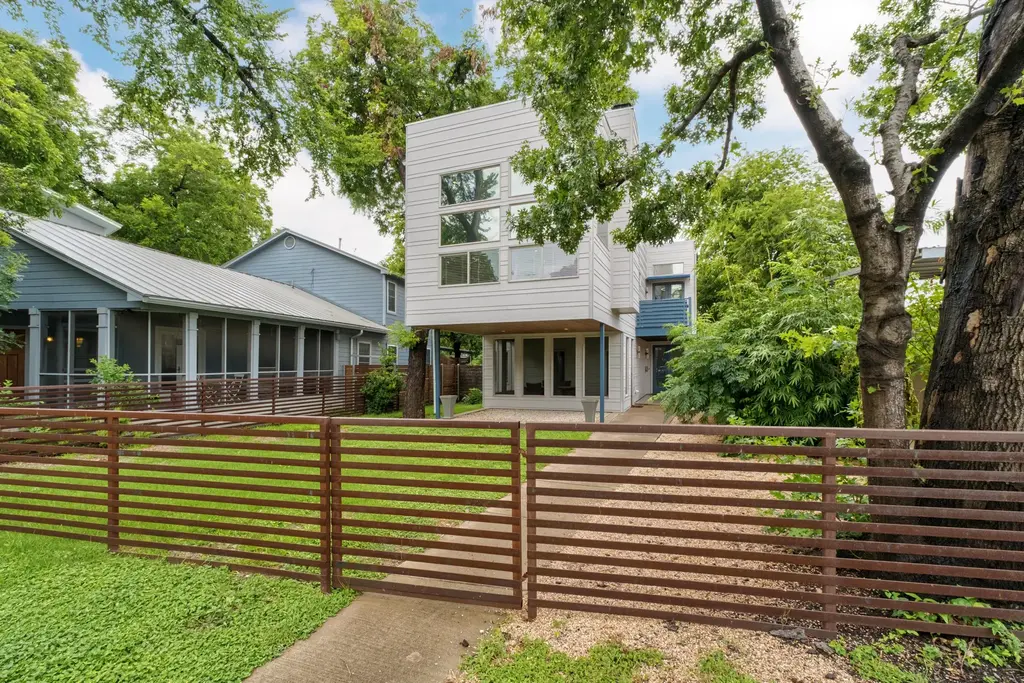 604 W Live Oak Street, Austin