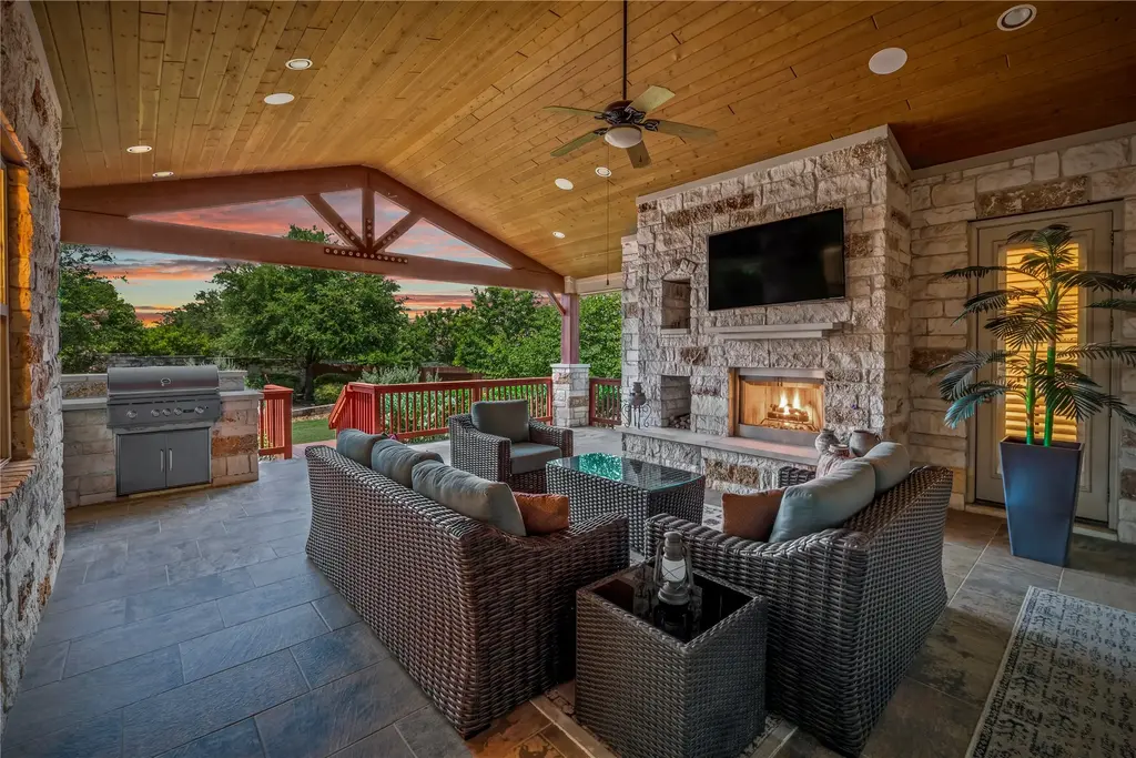 224 Oxbow Cove, Georgetown