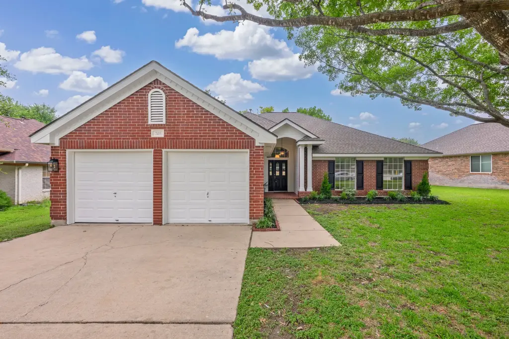 705 Split Oak Drive, Pflugerville