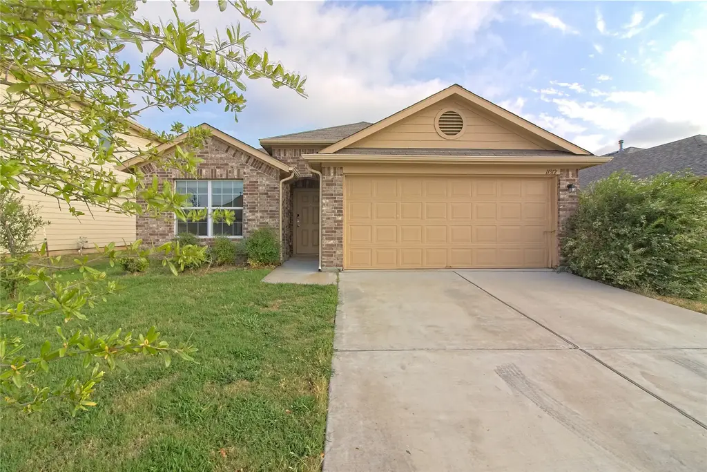 11312 Malta Drive, Manor