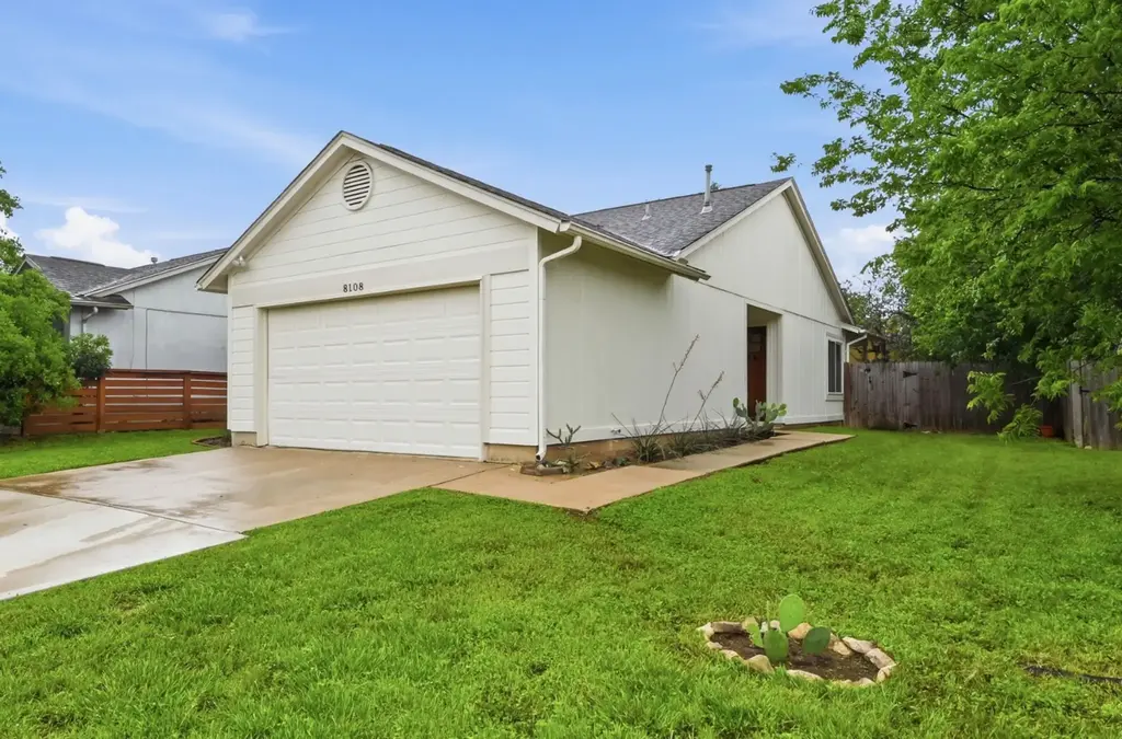 8108 Treehouse Lane, Austin