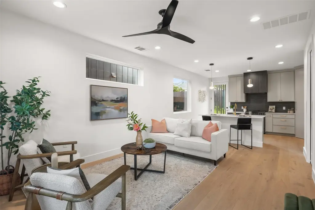5104 Stone Gate Drive 2, Austin