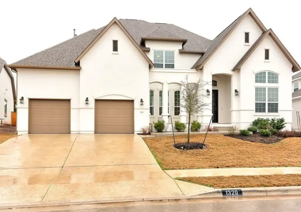 1329 Brome Drive, Leander