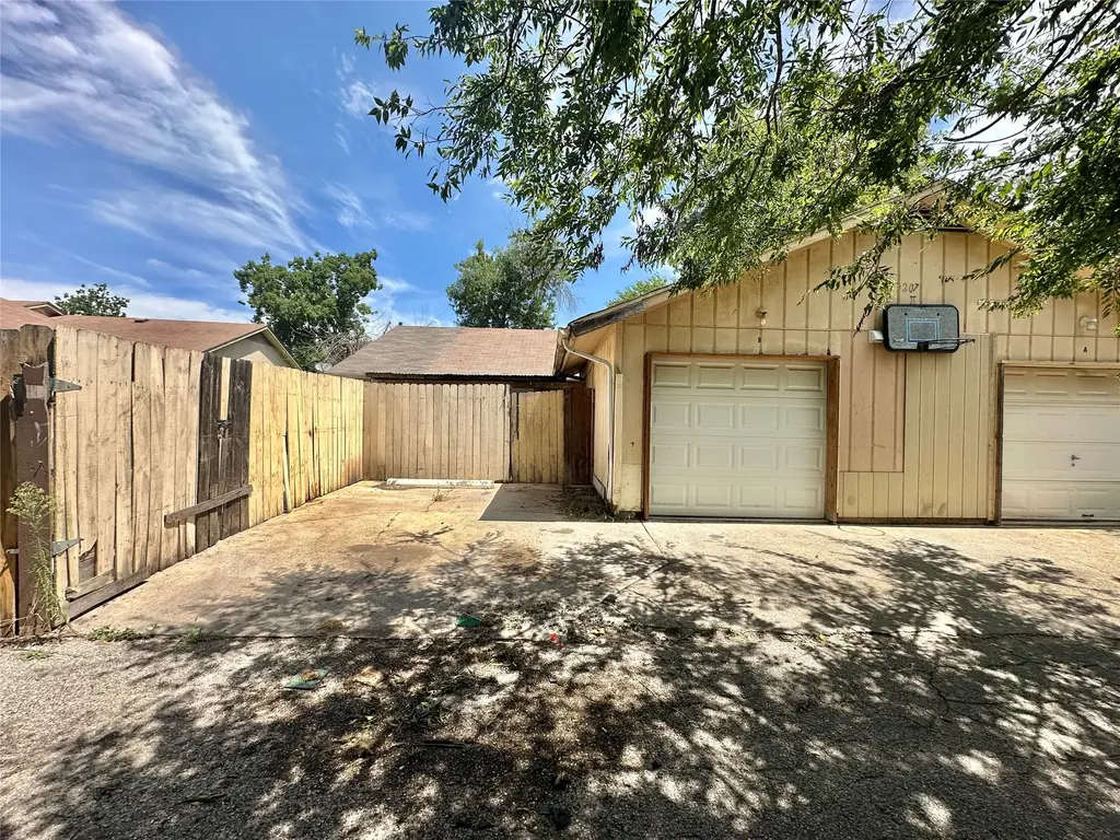 207 W William Cannon Drive B, Austin
