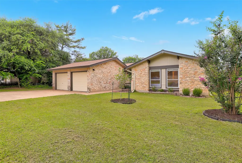 3804 Spring Creek Road, Round Rock