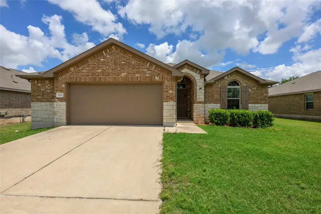1441 Star Meadow, Kyle