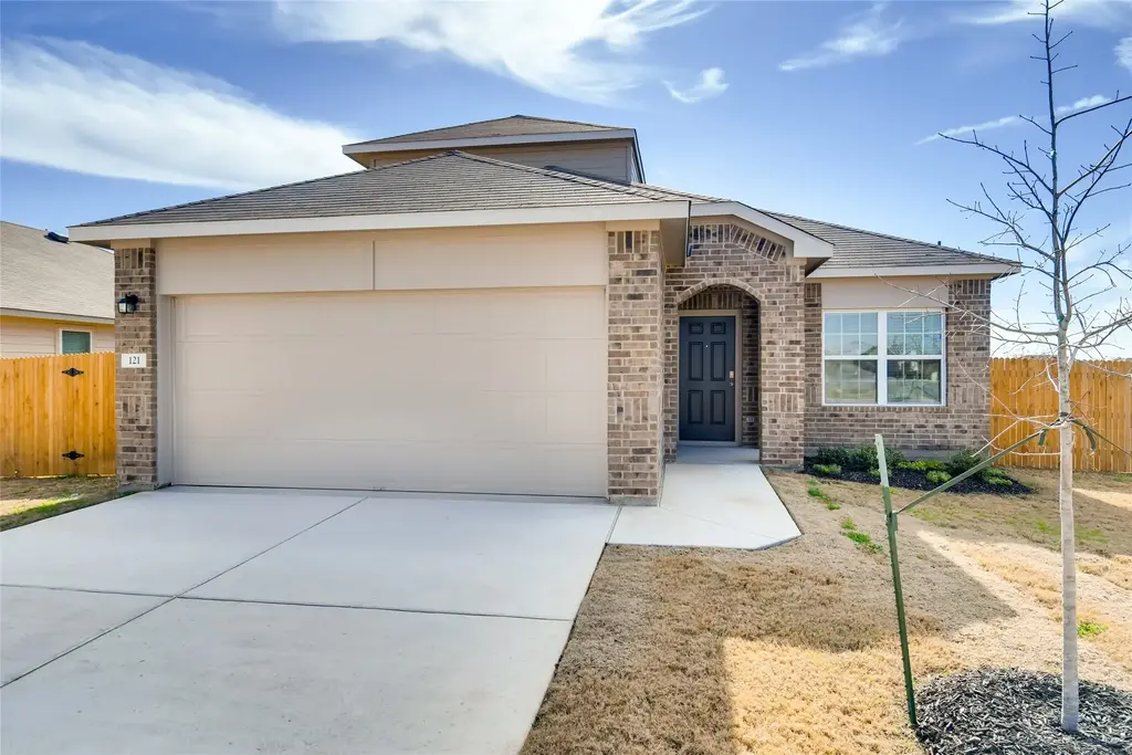 121 Freedom Park Avenue, Liberty Hill