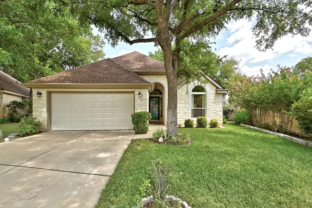 100 Village Drive, Georgetown