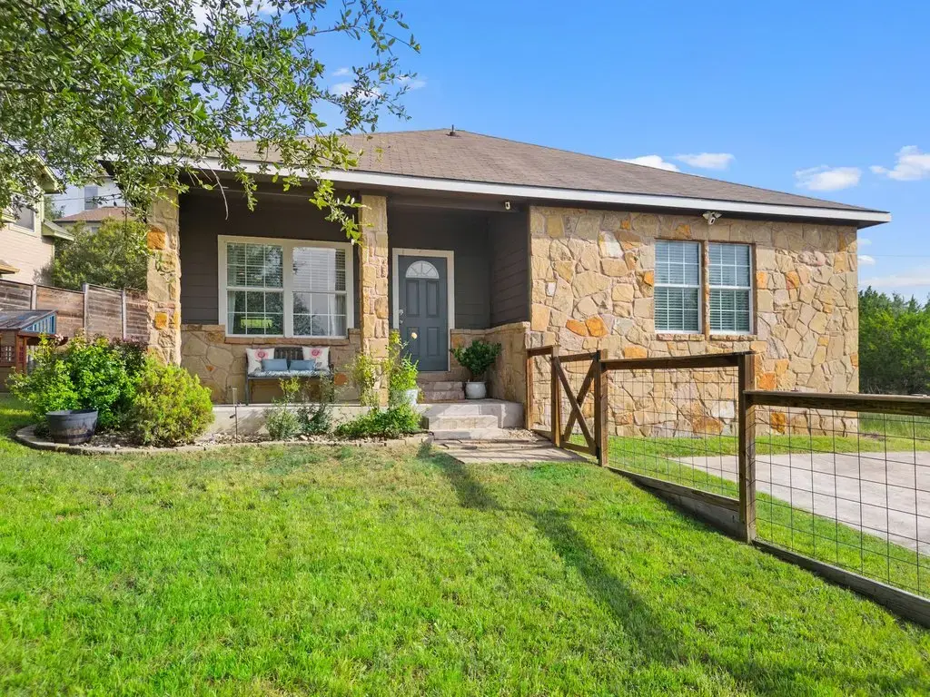 10604 Lake Beach Drive, Dripping Springs