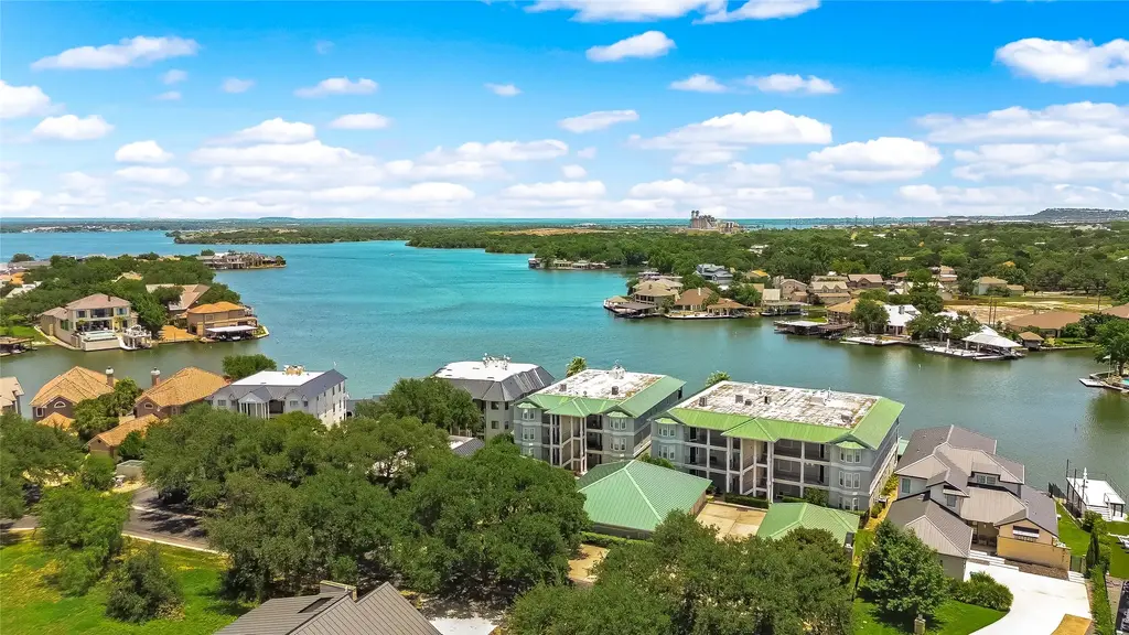 2509 Diagonal 8, Horseshoe Bay