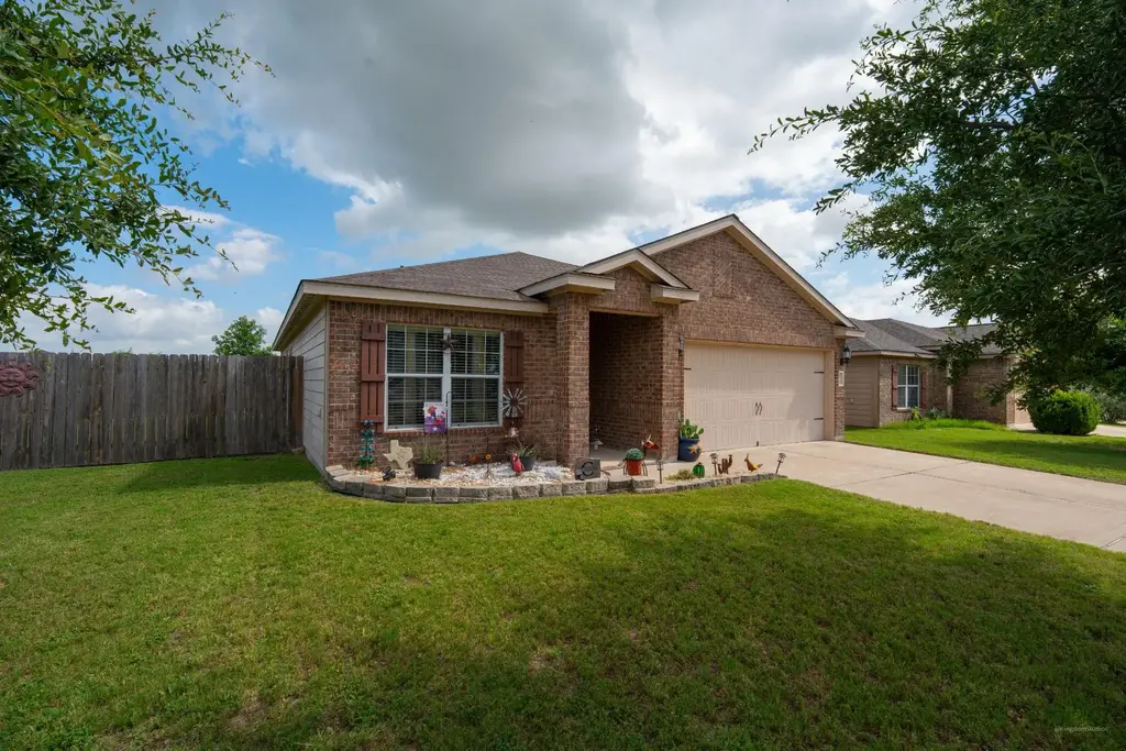 101 Hawkins Lane, Jarrell