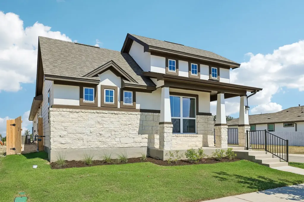 232 Tenny Lane, Kyle