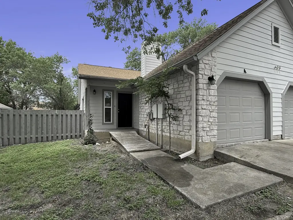 403 Fantail Loop A, Lakeway