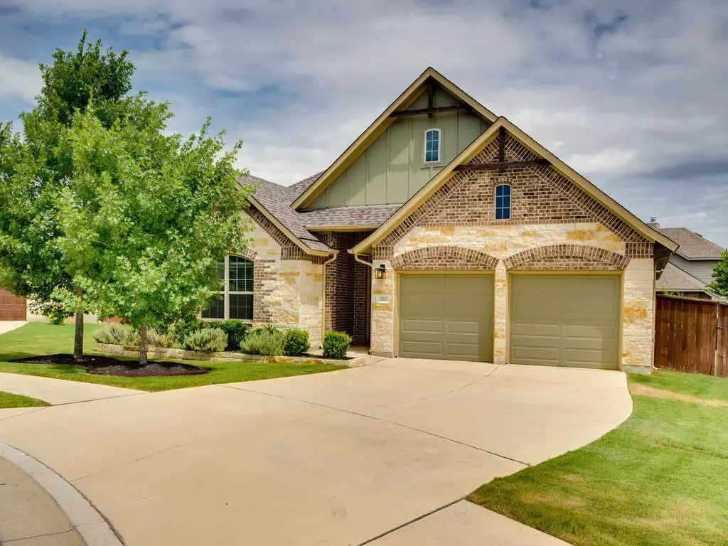 220 Oxbow Cove, Georgetown