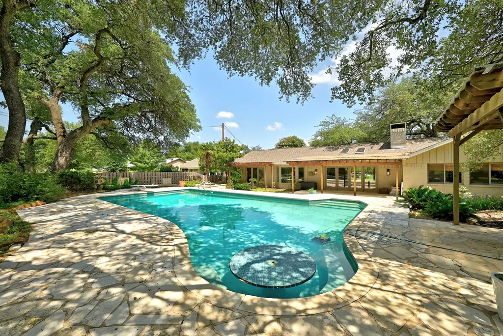 8608 Crest Ridge Circle, Austin