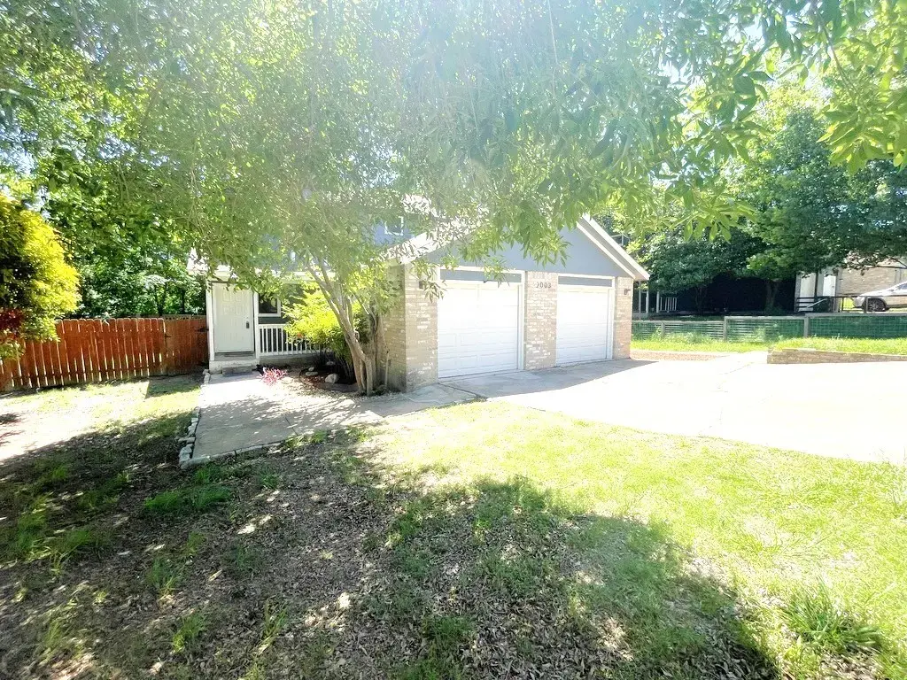 2003 Kenneth Avenue A, Austin