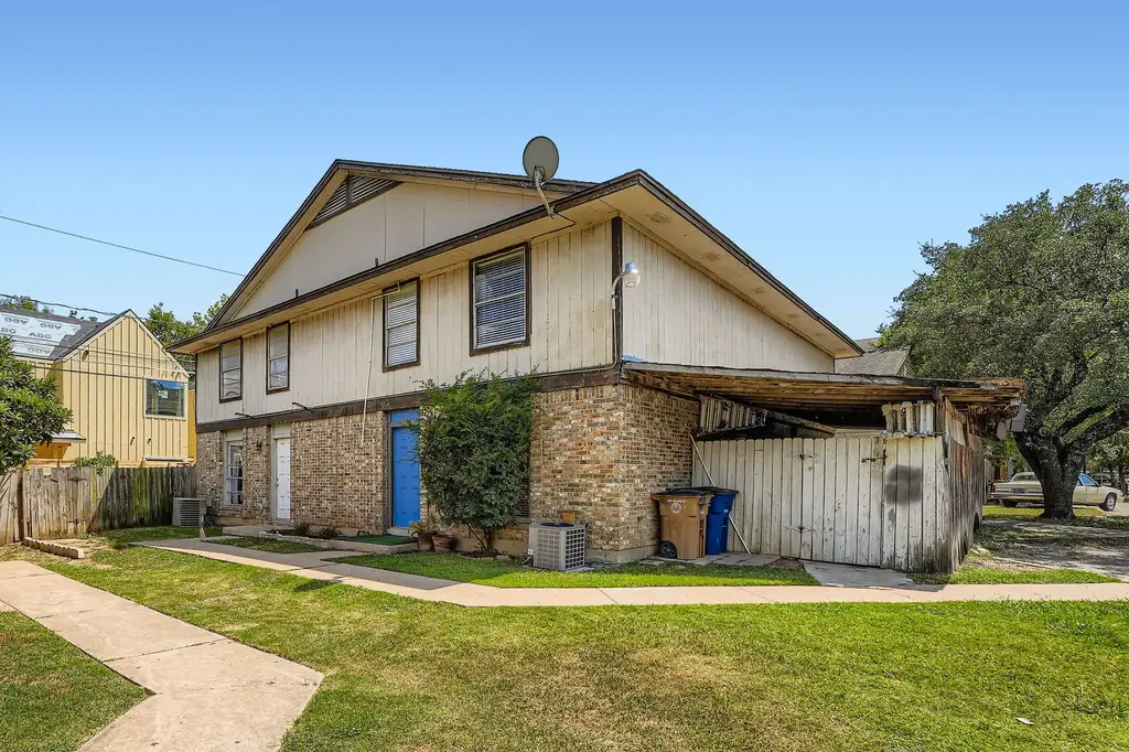 5803 Cougar Drive, Austin
