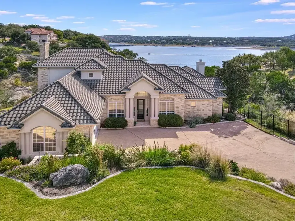 1517 Osprey Ridge Loop, Lago Vista