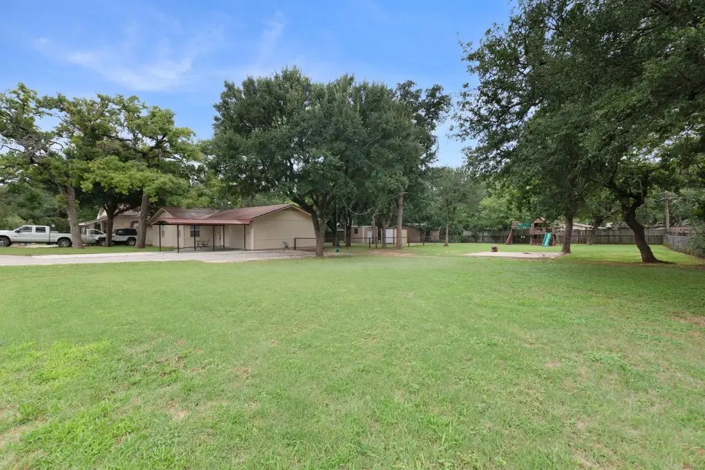 1206 Sherrard Street, Burnet