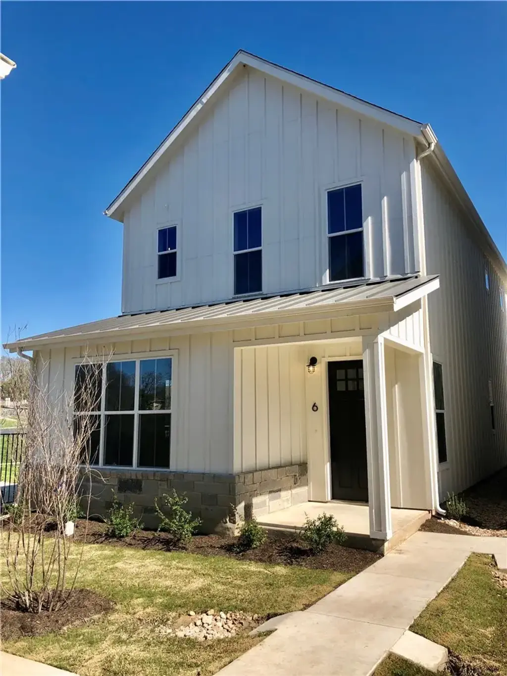 2624 Metcalfe Road 6, Austin