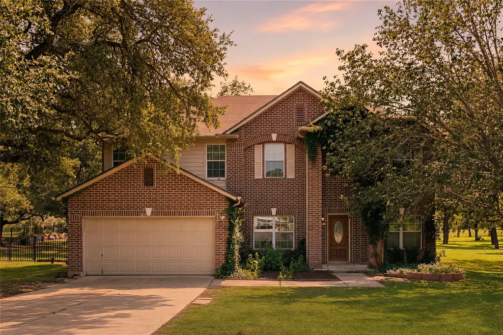 122 Avenida Brisa Fresca Road, Kyle