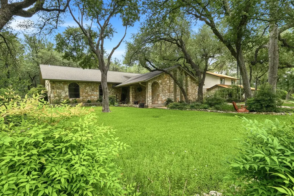 11101 Yucca Drive, Austin