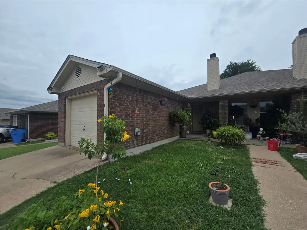 2005 Alex Avenue, Austin