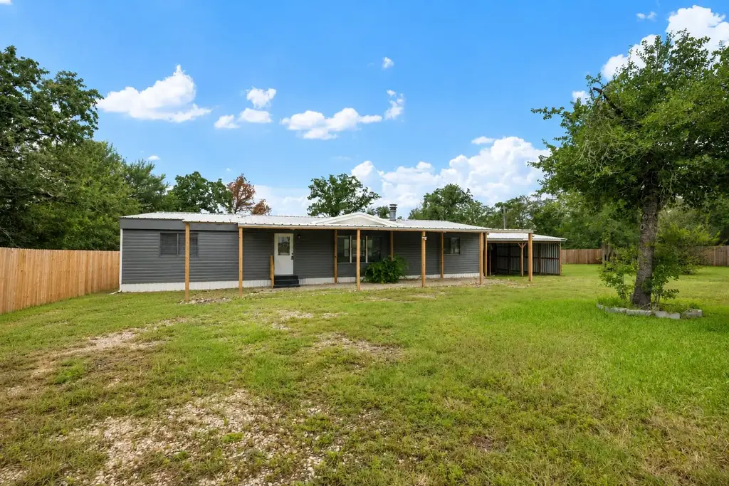 133 Deer Run, Smithville