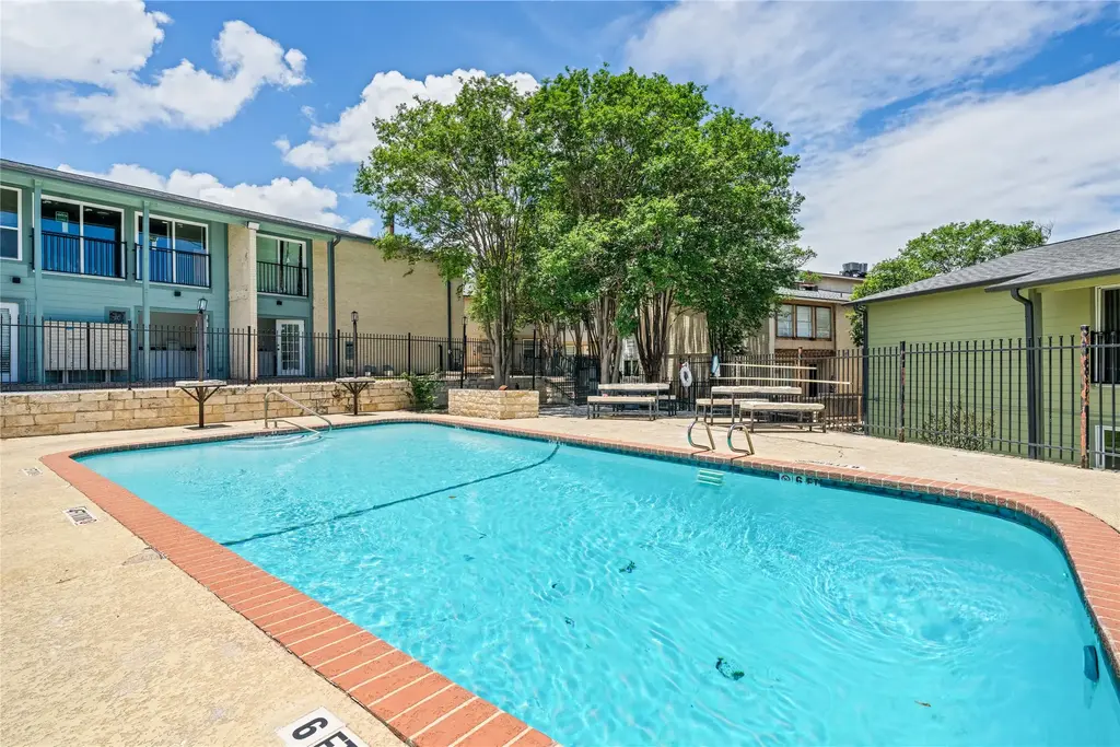 2124 Burton Drive 159, Austin