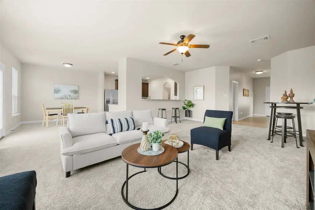 1548 Treeta Trail, Kyle