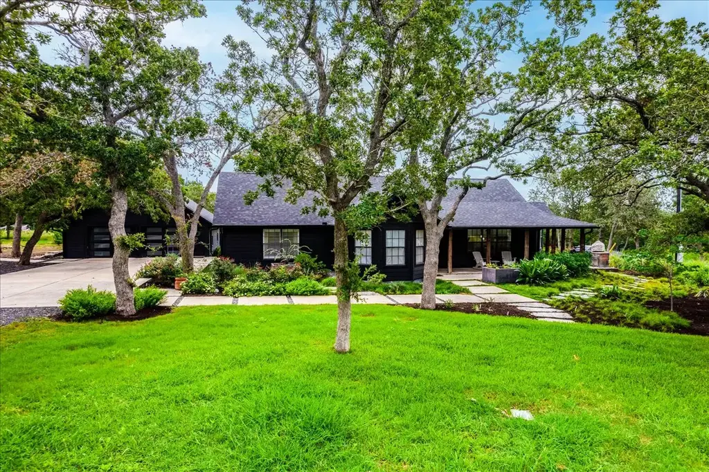 160 Shady Oaks Drive, Dale