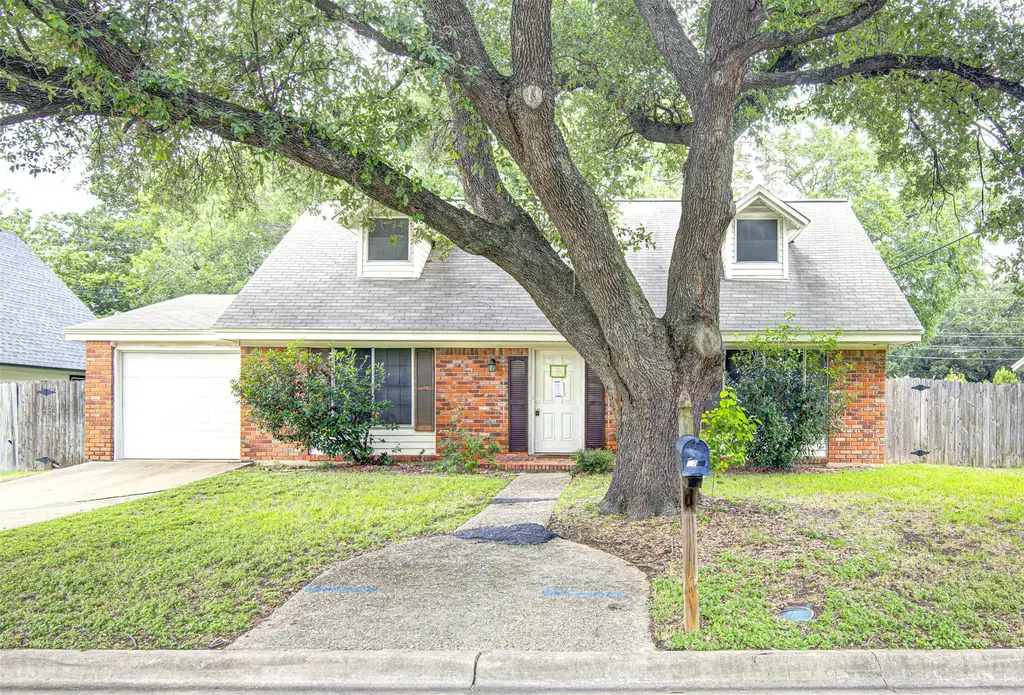 6704 Isabelle Drive, Austin