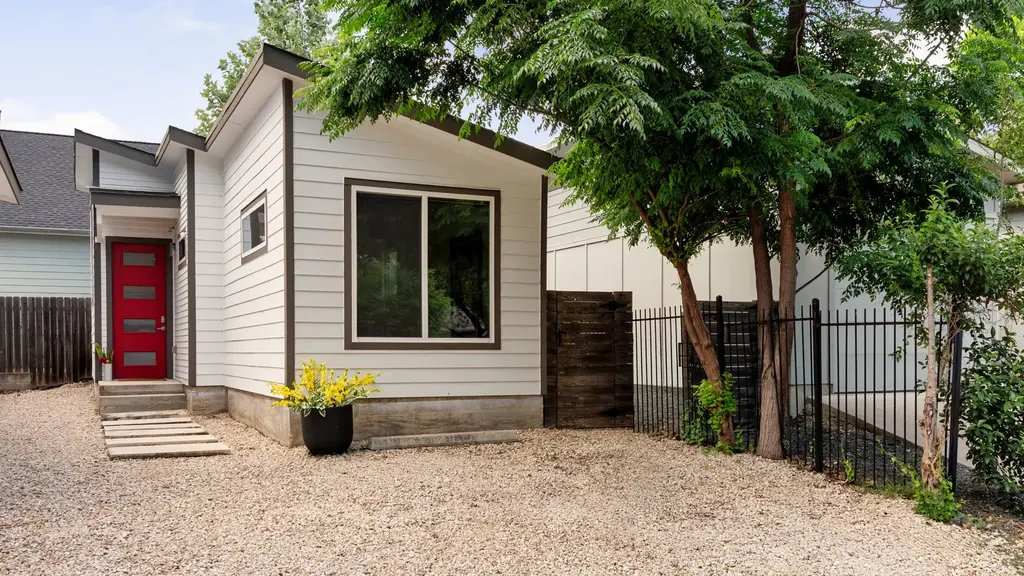 1905 Pennsylvania Avenue B, Austin