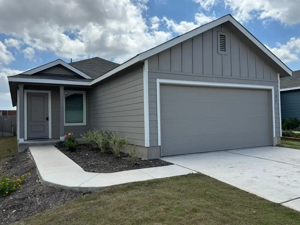 128 Burt Rainey Lane, Jarrell