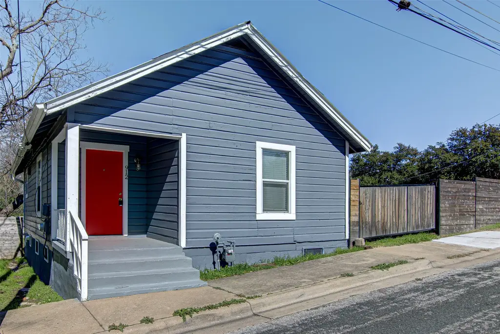 912 Catalpa Street, Austin