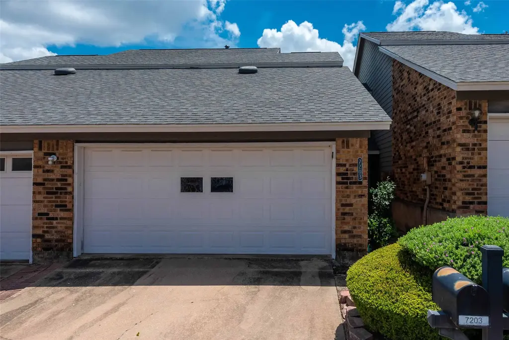 7203 Coronado Circle, Austin