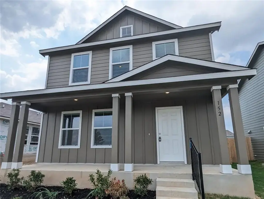 152 Avre Loop, Kyle