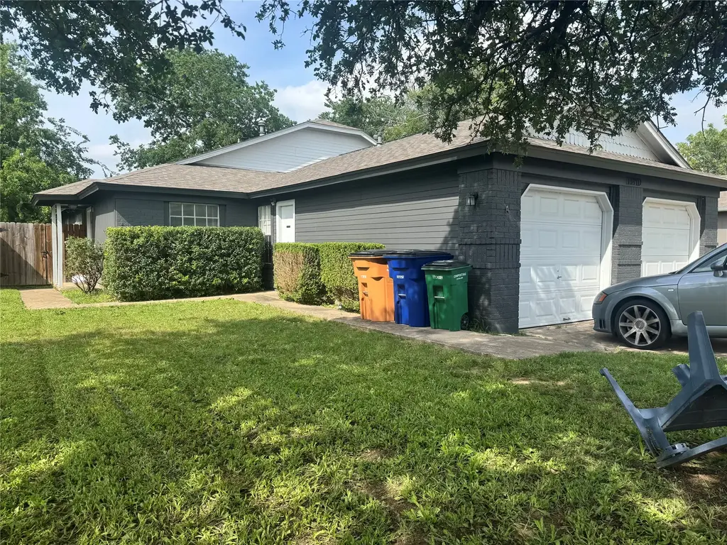 11910 Sunhillow Bend, Austin