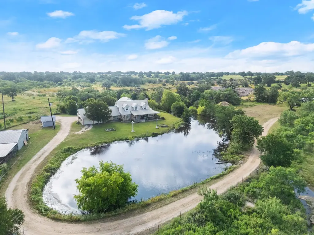 414 Windsong Street, Marble Falls