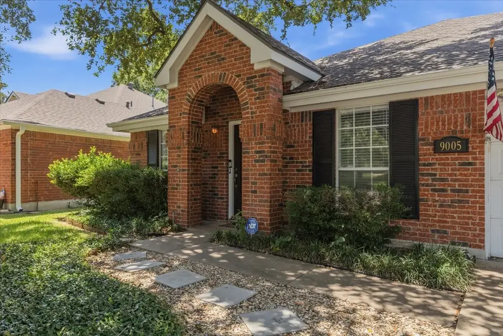 9005 Marthas Drive, Austin
