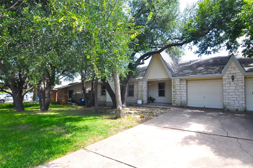 8809 Piney Point B, Austin