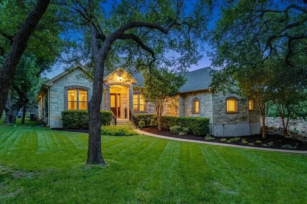 103 Silverstone Drive, Georgetown