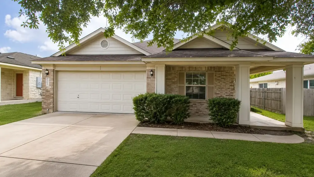 210 Lucky Clover Lane, Hutto